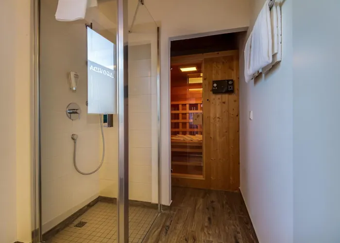 Lagovida Hafenhaus F Am Stoermthaler * Гросспёзна